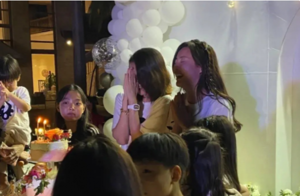 同樣是慶祝生日，王豔富豪老公沒表示，章子怡歌手老公卻高調錶白