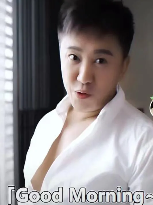 過氣歌手的窘況：縣城商演、被嘲“過氣老狗”，一地的尷尬與心酸