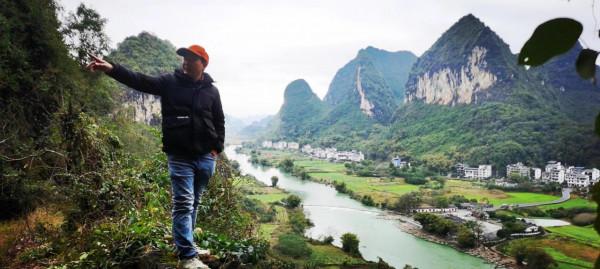 陽朔網紅景點四方巖（土匪洞）