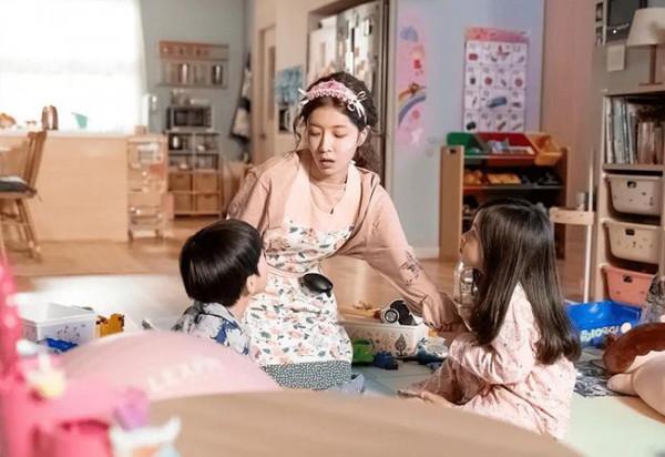 寶媽總給娃買快過期的牛奶引發同事吐槽:窮養之下,孩子會自卑 寶媽總給娃買快過期的牛奶引發同事吐槽:窮養之下,孩子會自卑