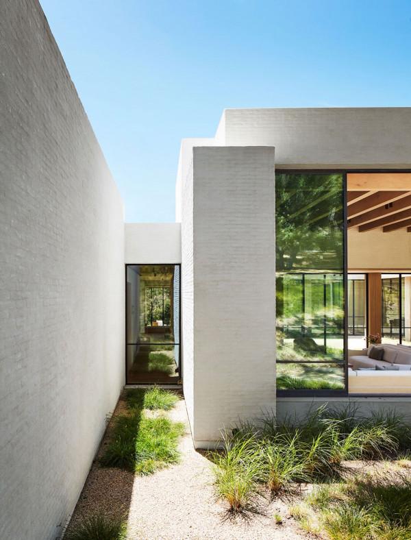 洛杉磯一個大家庭的住宅