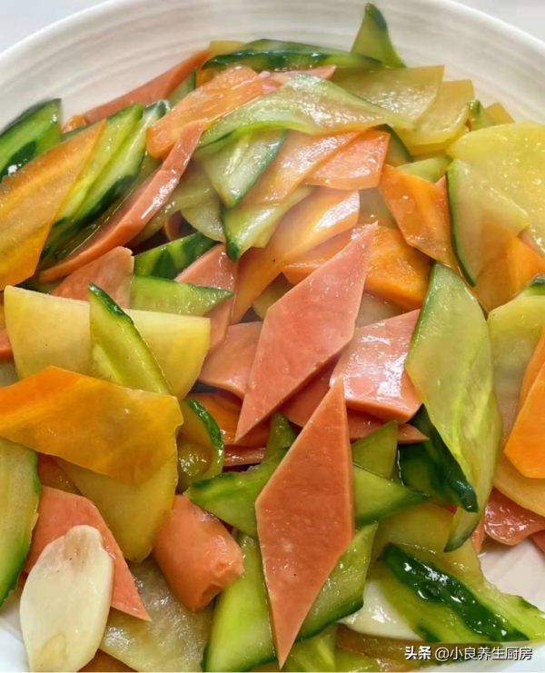 冬天，孩子愛吃這菜，簡單易學，營養全面，價格還便宜，別錯過了