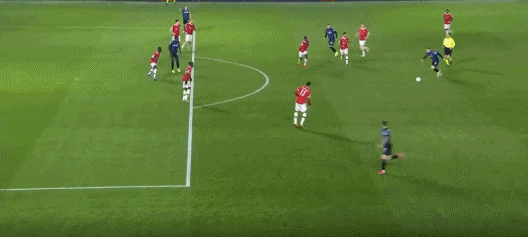 歐冠-C羅上下半場補時各入一球 瓦拉內傷退 曼聯2-2絕平亞特蘭大