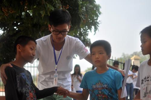 孩子被欺負後咋辦？一流父母會讓娃變得&OpenCurlyDoubleQuote;惹不起&rdquo;，值得家長學習