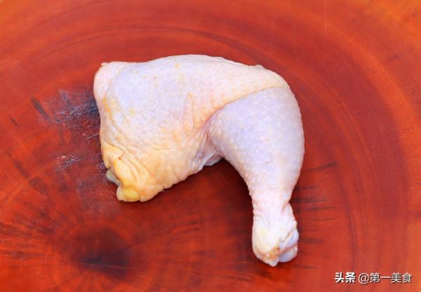 飯店的紅油雞絲為啥好吃，原來料汁是關鍵，廚師長分享詳細步驟