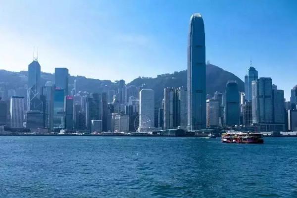 改革開放嚴查貪汙，陳雲鐵腕槍斃縣委書記，九年查70萬件貪案