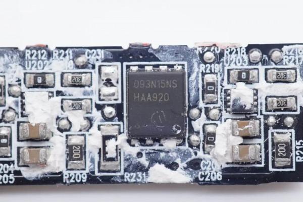 華碩最強遊戲本標配300W電源,內建4顆氮化鎵,內部結構揭曉 華碩最強遊戲本標配300W電源,內建4顆氮化鎵,內部結構揭曉