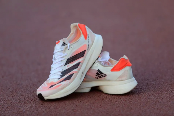 集齊ADIOS PRO 2、PRIME X和BOSTON 10後，我就能不斷挑戰速度極限