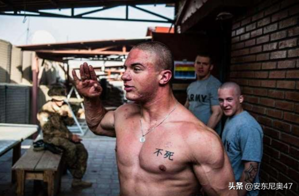 美國大兵隨便紋身，為啥我軍卻不允許？真相是為士兵著想