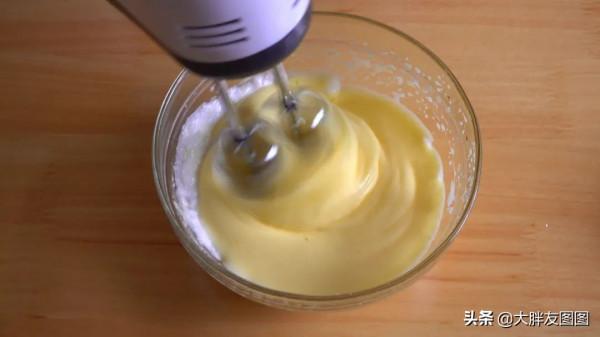 教你煎出軟蓬蓬的雞蛋餅，比棉花還柔軟，看著就流口水了