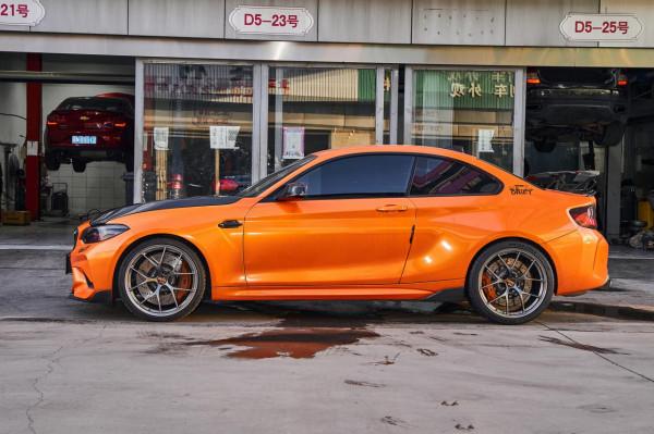 寶馬M2C改裝CMST透明碳纖維機蓋