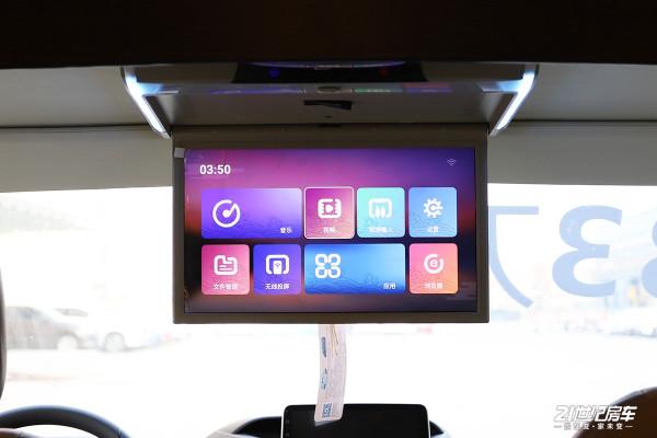 這幾款福特房車帶升頂功能，獨立衛浴和大水電配置，比寶馬3便宜