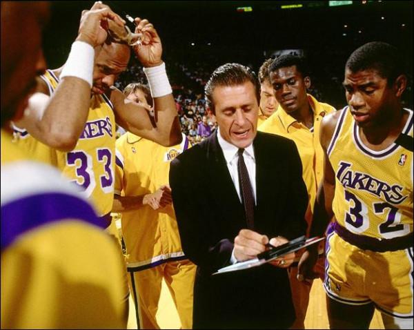 NBA主教練排名，執教一支球隊厲害還是執教不同球隊奪冠厲害？