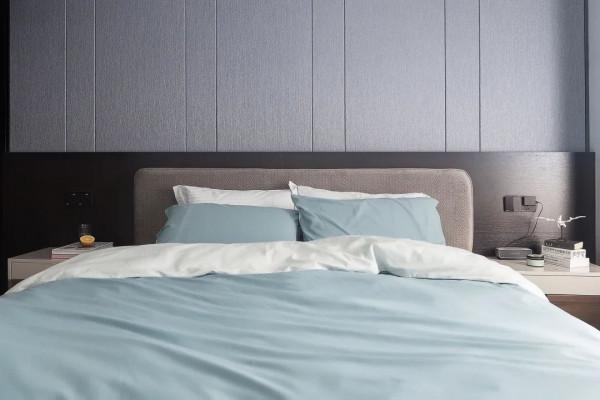 125㎡現代簡約風，黑白灰+木色，高階又大氣，進門就被迷住了