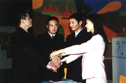 “牛小偉”呂小品：娶舞蹈老師，結婚11年無緋聞，事業家庭兩不誤