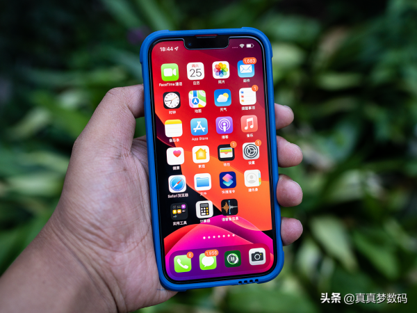 入手iPhone 13，你可能需要這些高品質周邊配件清單