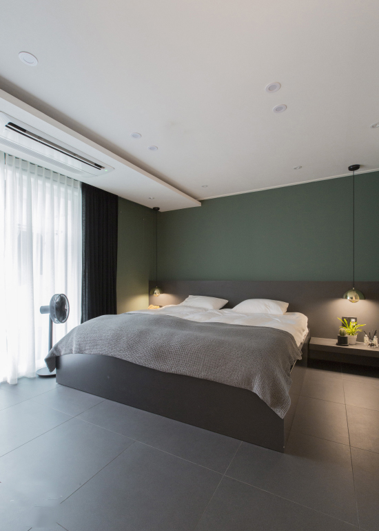 現在發現：越是裝修簡單越深得人心，套內111㎡頂層帶露臺正如此