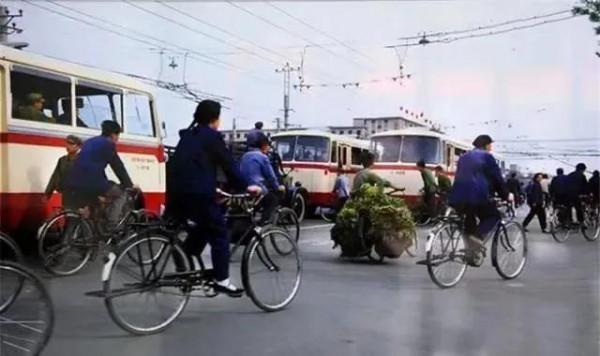 珍貴的70年代老北京照片，滿滿的都是回憶，都認得出來嗎？
