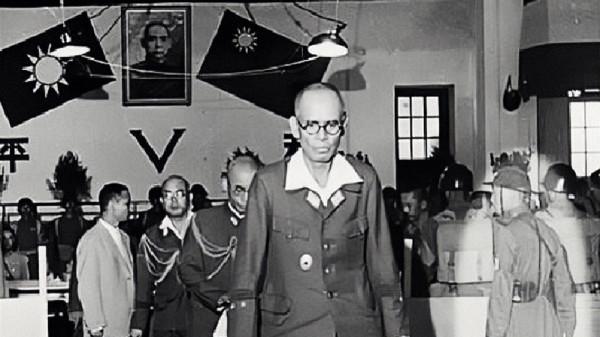 岡村寧次手握80萬日軍，聽到無條件投降後，下達了一條4字命令