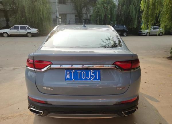 星越S:試駕2.0TD 自動兩驅閃電版,配一體雙聯屏+BOSE音響 星越S:試駕2.0TD 自動兩驅閃電版,配一體雙聯屏+BOSE音響