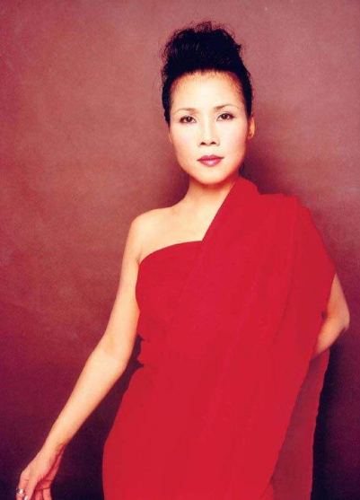 田震:我一生正直,摔話筒揭“潛規則”,和那英鬧掰,但我不後悔 田震:我一生正直,摔話筒揭“潛規則”,和那英鬧掰,但我不後悔