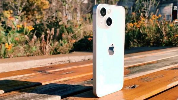 為什麼花5999買iPhone13可以很果斷的人，花3999買國產機卻很猶豫