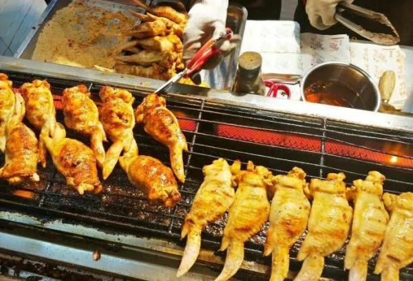 國內最坑遊客的十條美食街，你踩坑了嗎？