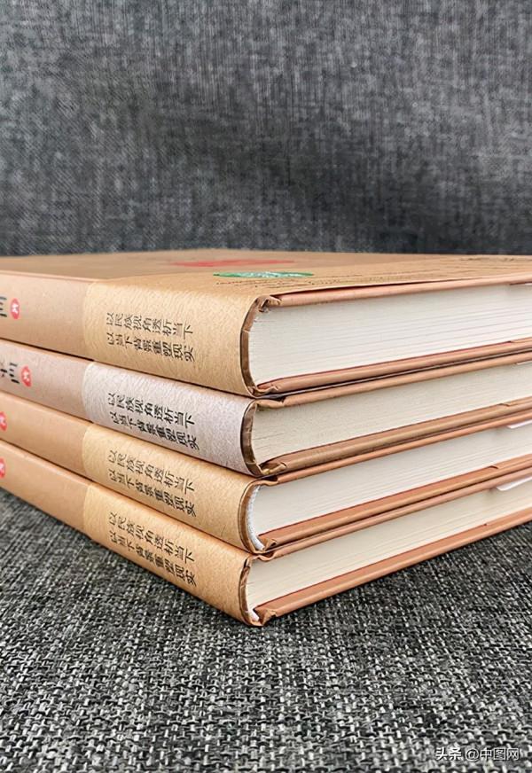 特裝本是形式大於內容嘛？