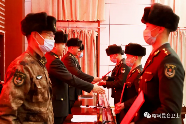 少尉排長，歡迎你們！