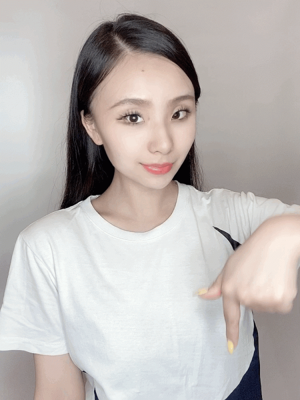 跟著抖音學化妝的女生,也太慘了 跟著抖音學化妝的女生,也太慘了