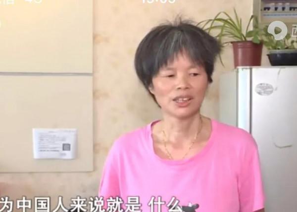 繼母想獨吞40萬房產，兒子用91歲父親的骨灰盒使了一計才協商分配