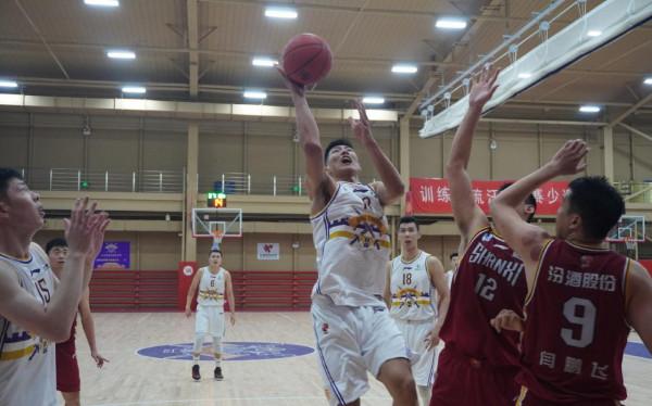 新秀李瑋顥:加盟北控圓夢,向師兄王少傑看齊丨專訪 新秀李瑋顥:加盟北控圓夢,向師兄王少傑看齊丨專訪