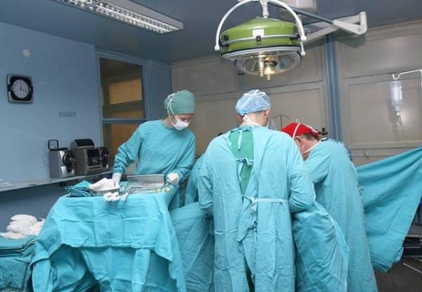 手術疼痛排行榜，“這3種”手術名列前茅，很多人或許經歷過