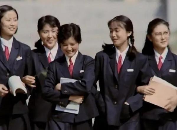 高考712分的人大女學霸，為何淪為山村農婦，生6個孩子成低保戶？