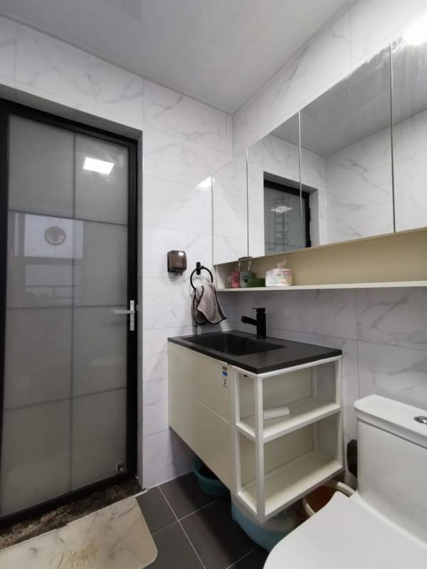 鏡子放在家裡什麼位置好？鏡子誰家都要，擺對位置很重要