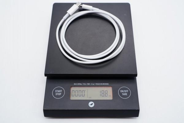 反向升級？蘋果新版C94 USB-C to Lightning線拆解