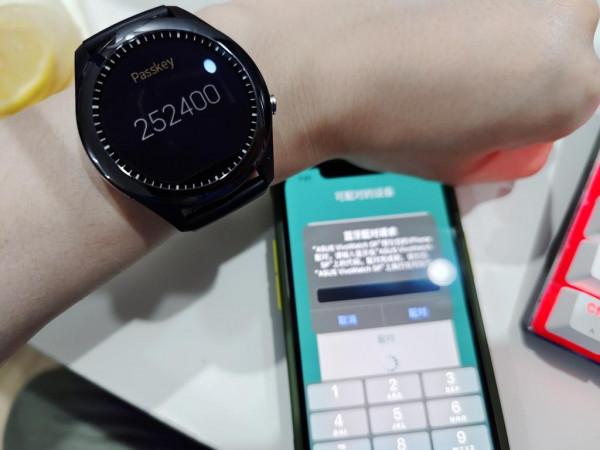 主打健康監測，兼顧續航和戶外使用 - 華碩健康表2代 VivoWatch SP