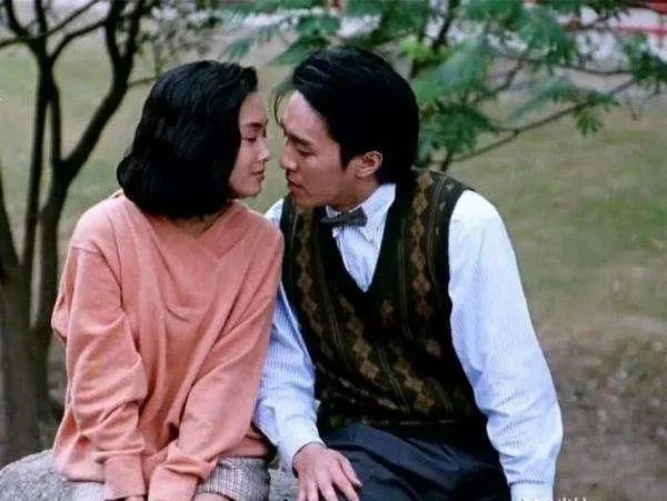 今年的時尚,就是穿成你二姨那樣 今年的時尚,就是穿成你二姨那樣