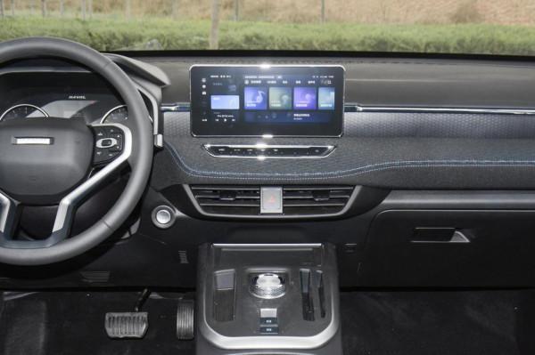 哈弗初戀緊湊型SUV:自動擋9萬起步,外觀和內飾是優勢 哈弗初戀緊湊型SUV:自動擋9萬起步,外觀和內飾是優勢