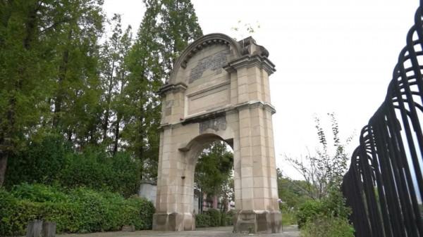 走，一起穿越時光！看看掩藏在繁華光景裡的百年老宅