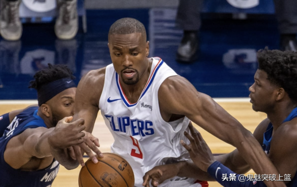 準備好撿漏吧，湖人！冠軍中鋒就要被拋棄了……