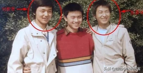 太瘦土氣大方臉，年輕時很一般，老了卻變帥的8位男星，不服不行