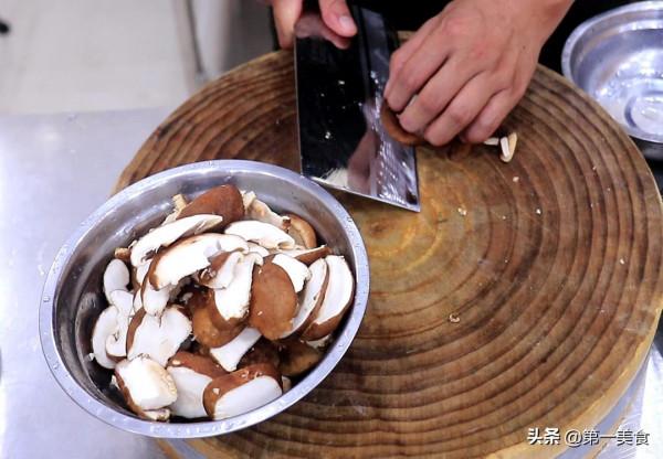 飯店的香菇肉片為啥好吃,原來醃製是關鍵,廚師長教你正確做法 飯店的香菇肉片為啥好吃,原來醃製是關鍵,廚師長教你正確做法