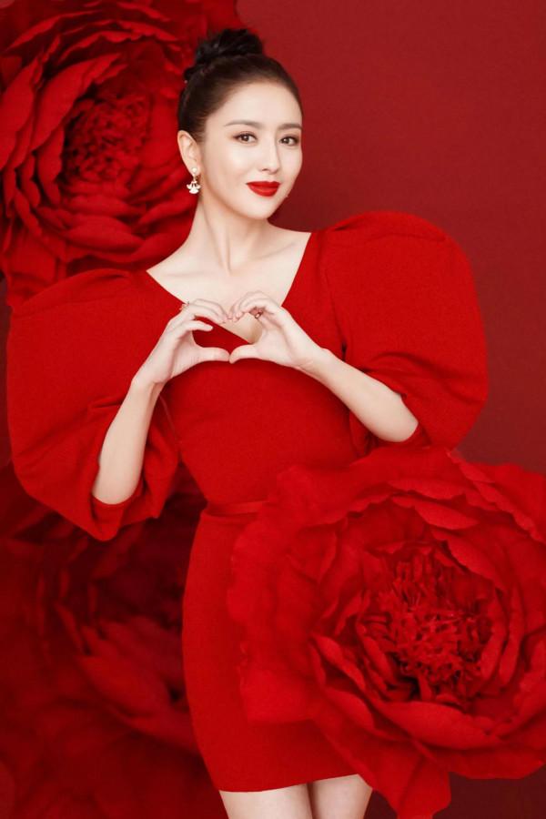 盤點那些身穿“中國紅”服裝的女演員
