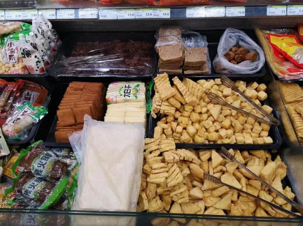 食鹽的“幫手”，3種可能會加重高血壓的調料，家家戶戶都有