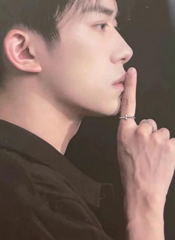 你會喜歡的易烊千璽桌布 你會喜歡的易烊千璽桌布