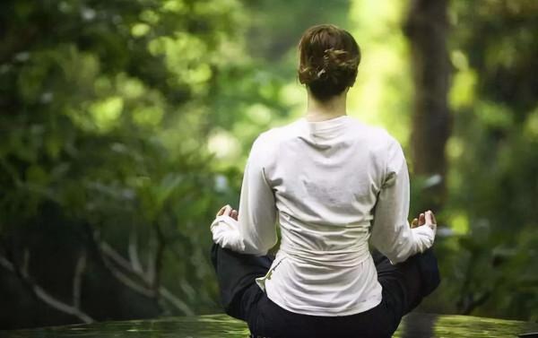 山東一女子堅持晨跑，一年後發生了什麼？醫生：運動後避免1習慣