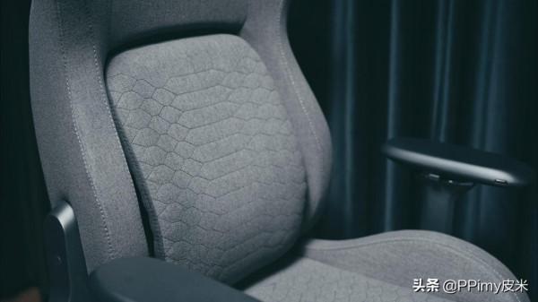 肥宅電競快樂桌，我為桌面添置了哪些數碼好物？