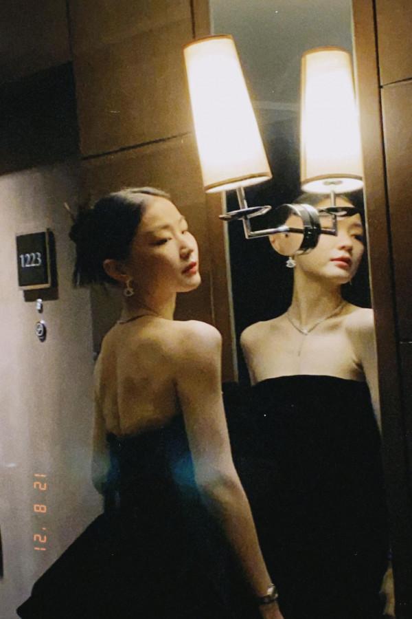 國劇盛典星光黯淡：鄧萃雯黎耀祥紅毯合體，董潔穿得像剝皮火腿腸