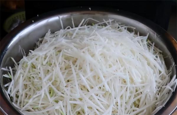 教你在家醃芥菜,脆爽下飯又嗆鼻,醃1天就能吃,放一年不壞 教你在家醃芥菜,脆爽下飯又嗆鼻,醃1天就能吃,放一年不壞